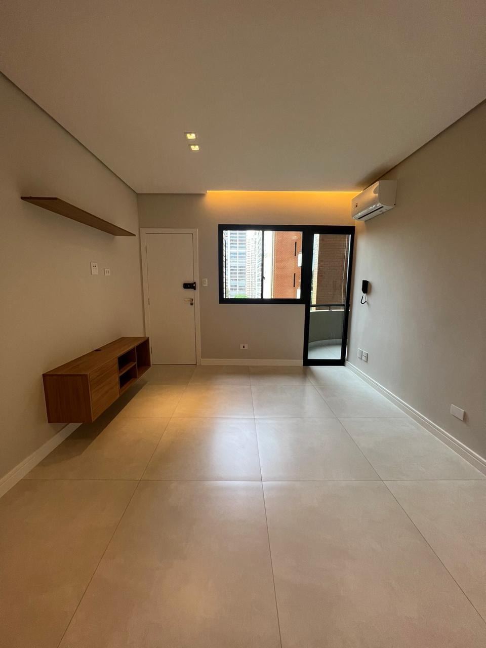 Apartamento à venda com 1 quarto, 55m² - Foto 14