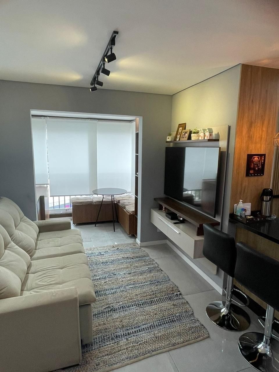 Apartamento à venda com 2 quartos, 60m² - Foto 4