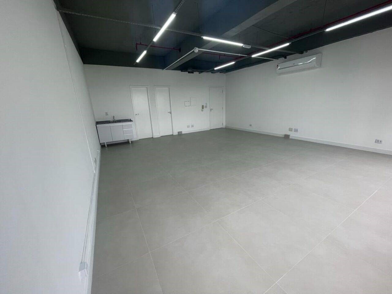 Conjunto Comercial-Sala para alugar, 55m² - Foto 2