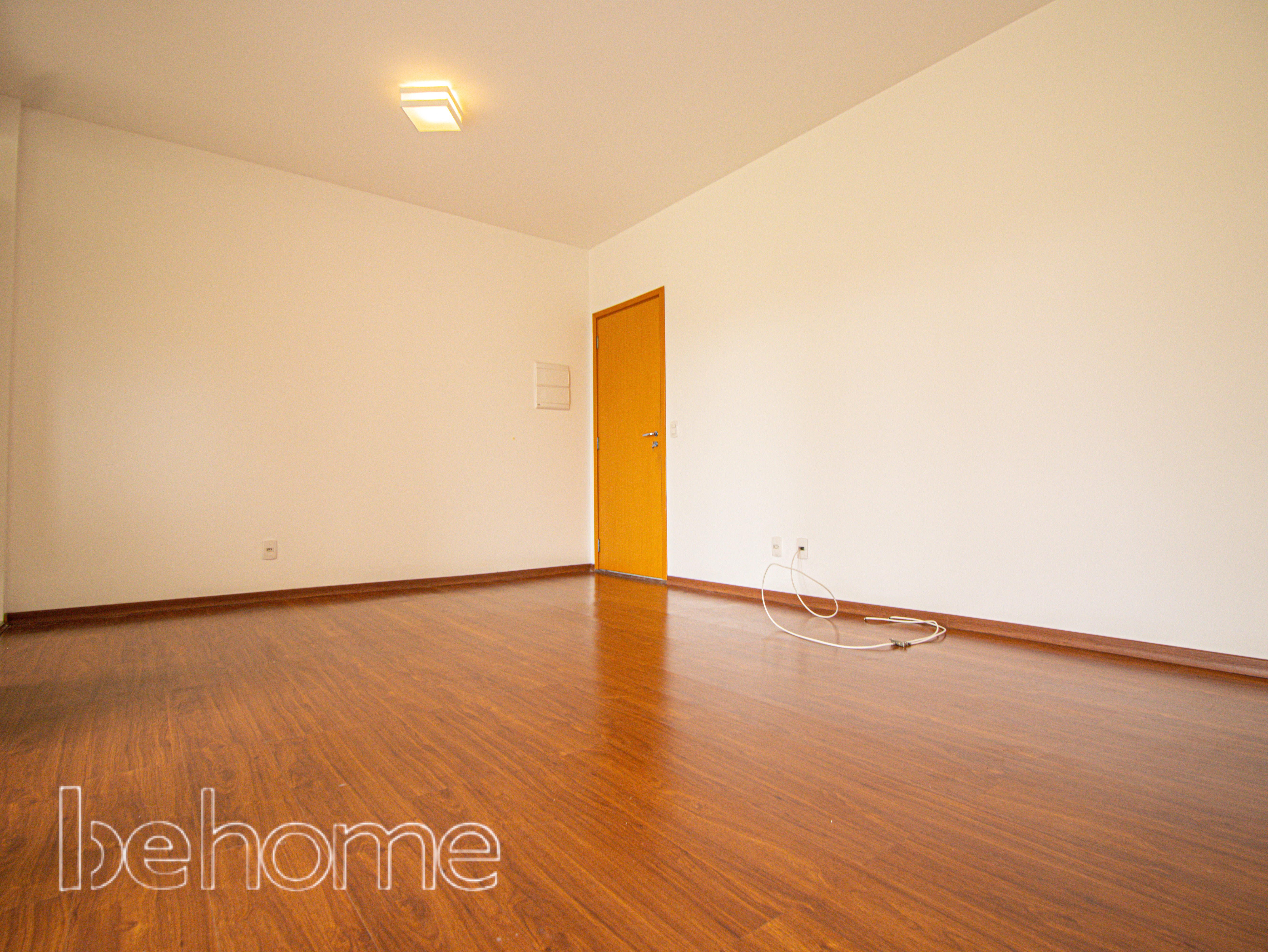 Apartamento à venda com 2 quartos, 72m² - Foto 3