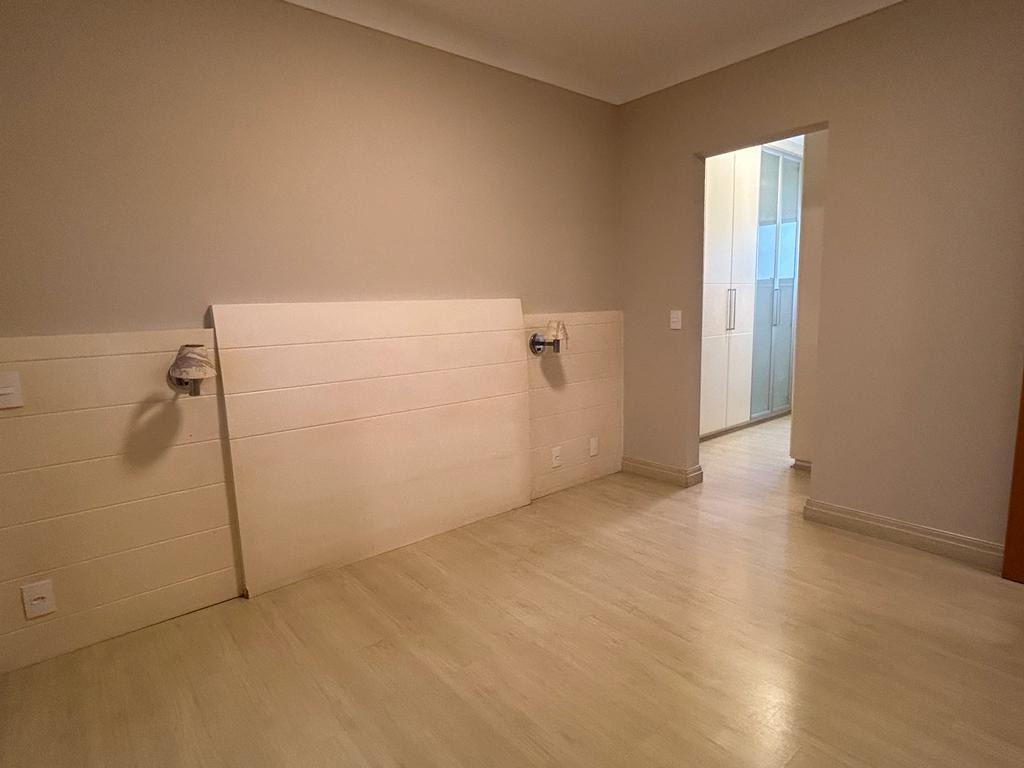 Apartamento à venda com 3 quartos, 139m² - Foto 22