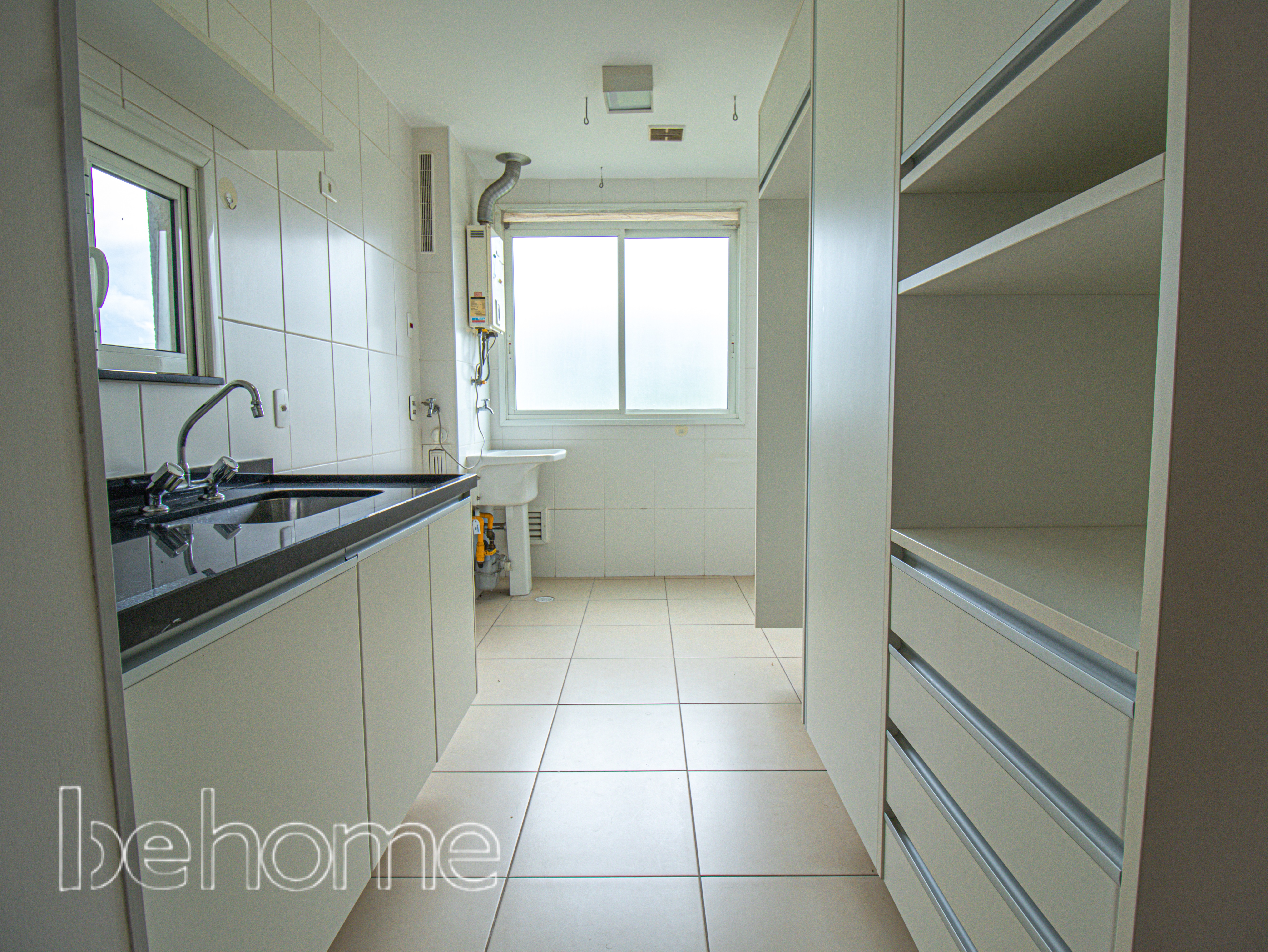 Apartamento à venda com 2 quartos, 72m² - Foto 10