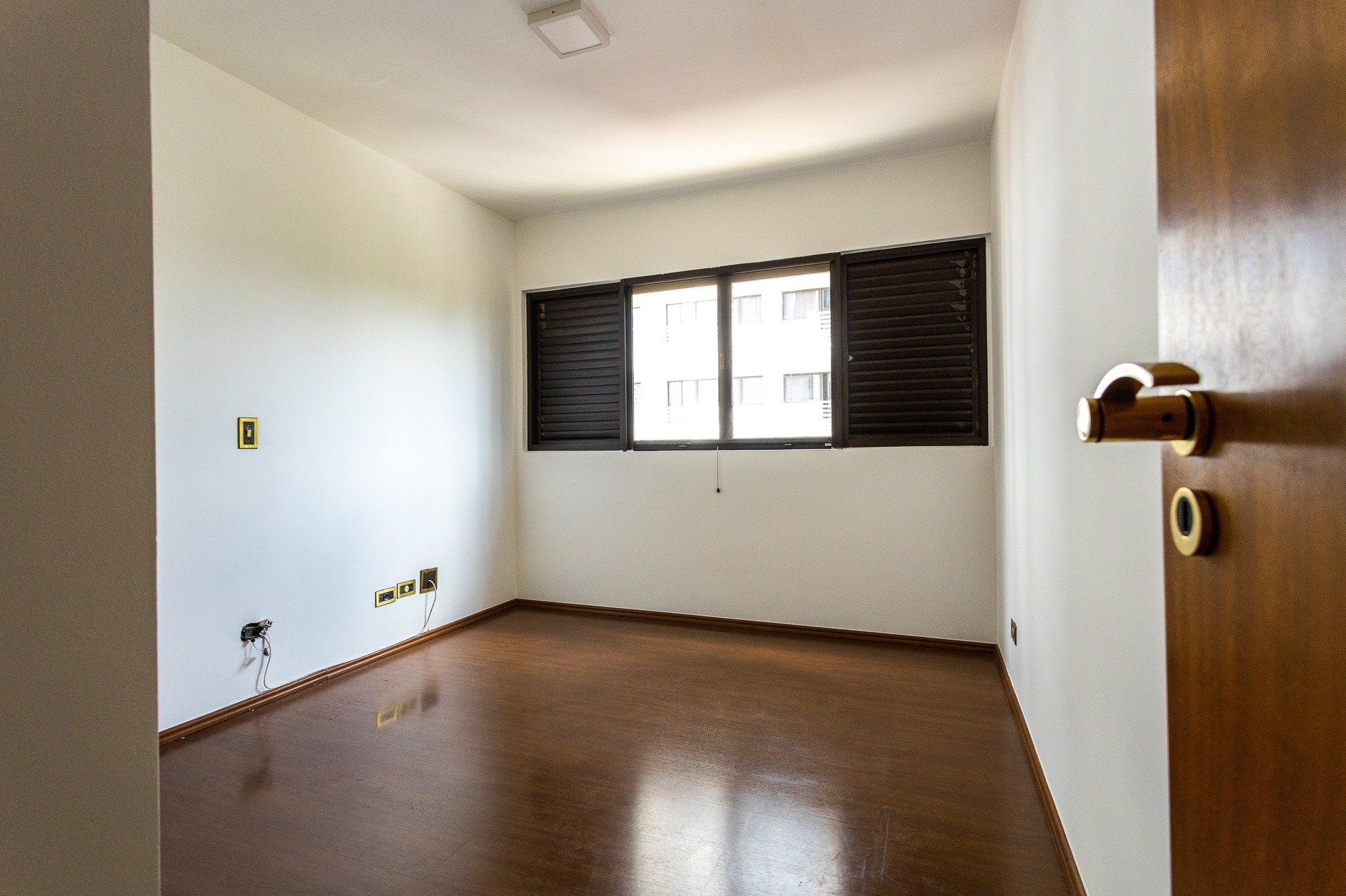 Apartamento à venda com 3 quartos, 168m² - Foto 26