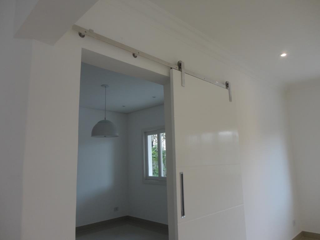 Casa para alugar com 3 quartos, 540m² - Foto 6