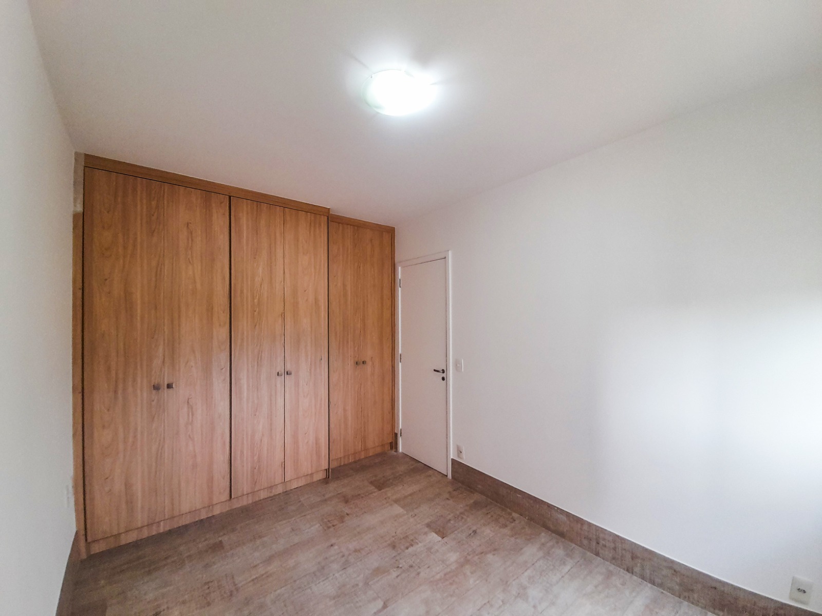 Apartamento para alugar com 3 quartos, 94m² - Foto 14