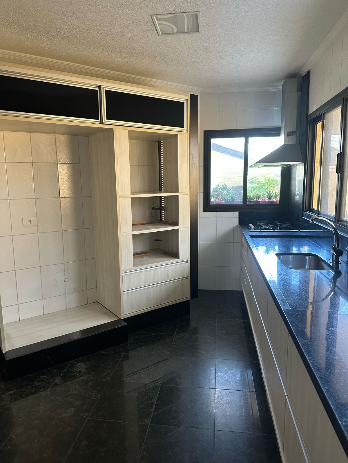 Casa à venda com 4 quartos, 460m² - Foto 27