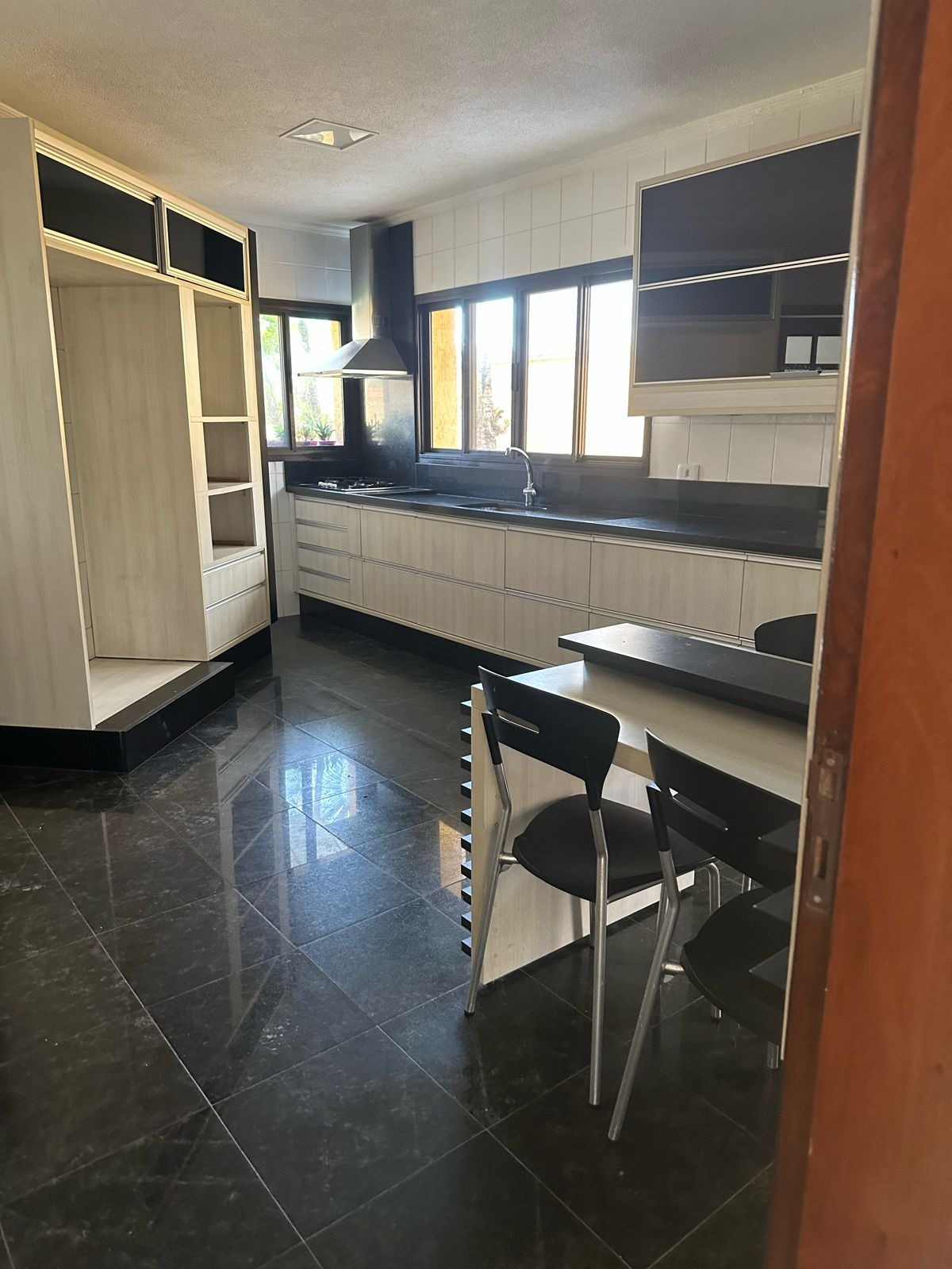 Casa à venda com 4 quartos, 460m² - Foto 26