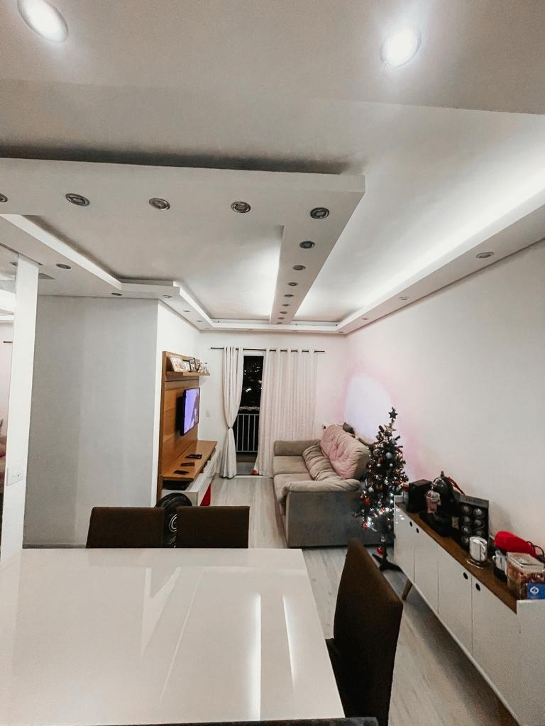 Apartamento à venda com 3 quartos, 68m² - Foto 2