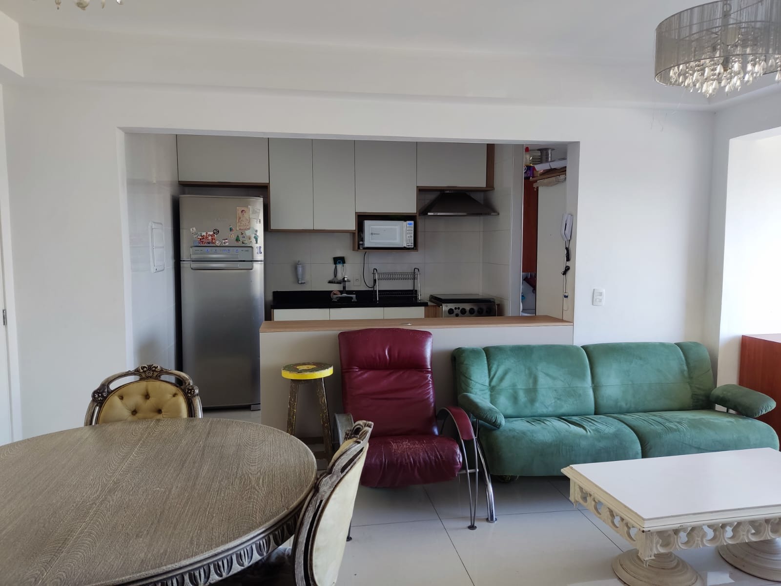 Apartamento à venda com 3 quartos, 86m² - Foto 2