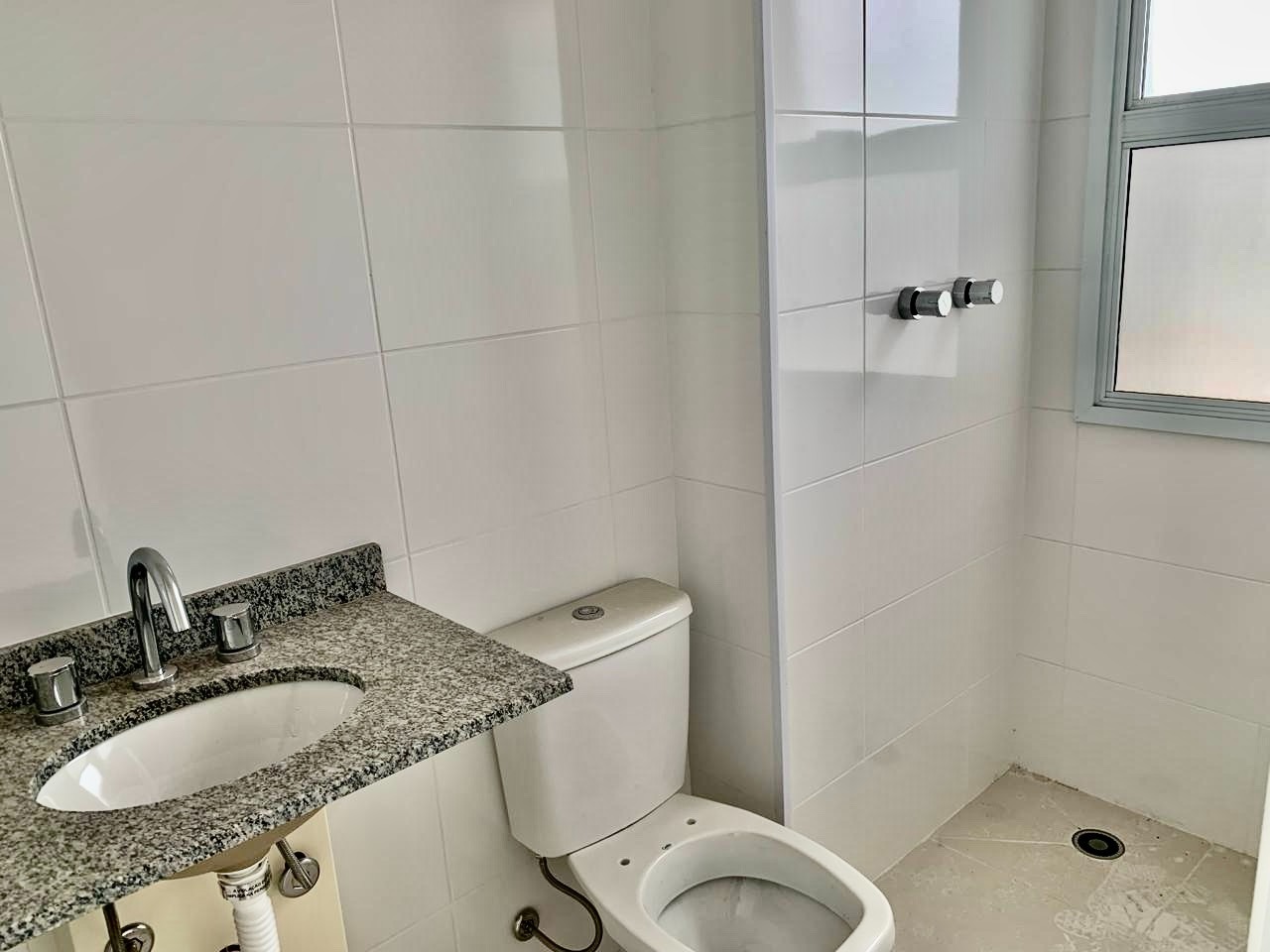 Apartamento à venda com 2 quartos, 66m² - Foto 11