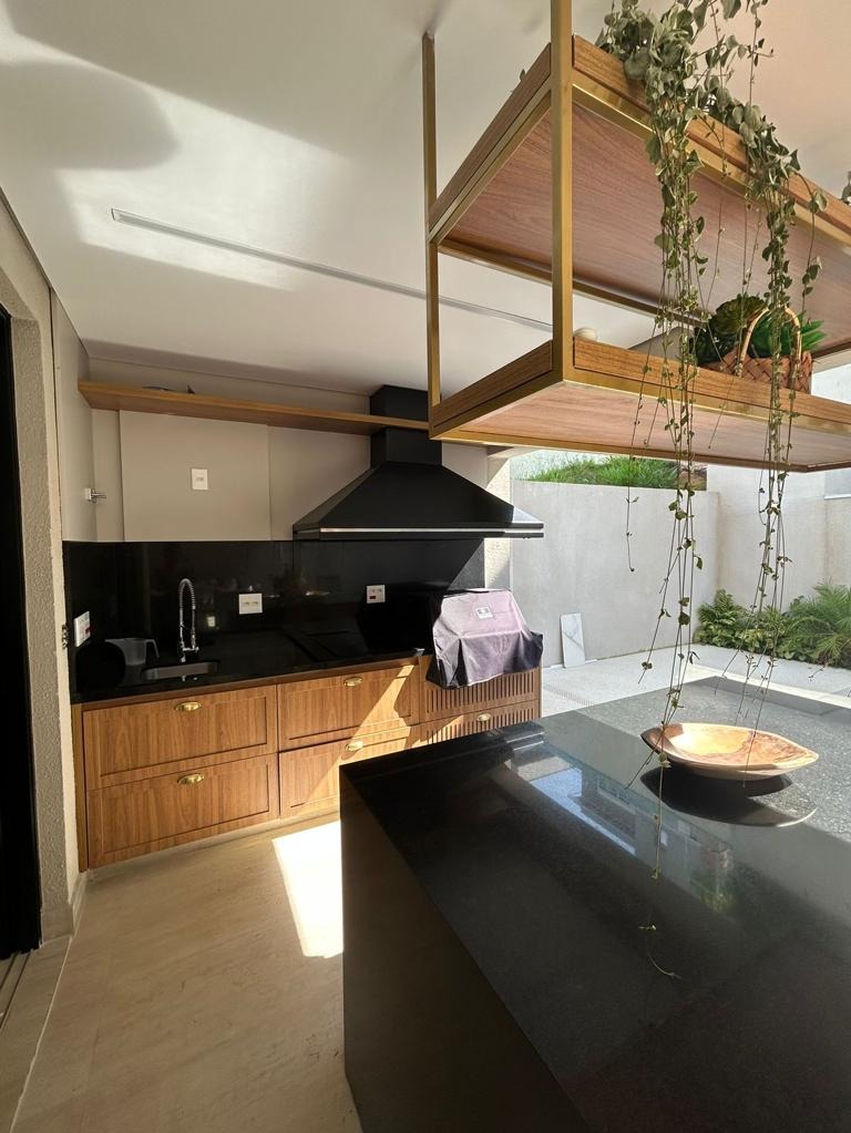 Casa de Condomínio à venda com 4 quartos, 420m² - Foto 9