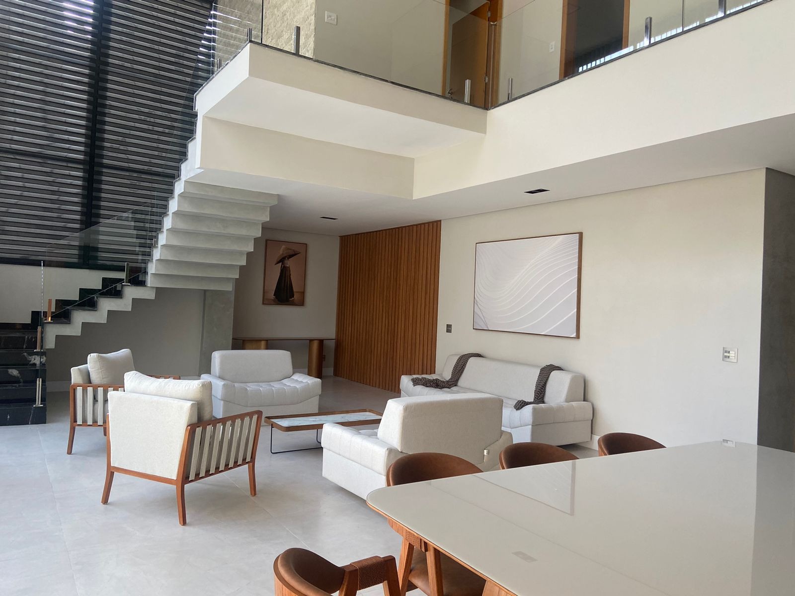 Casa à venda com 4 quartos, 600m² - Foto 3