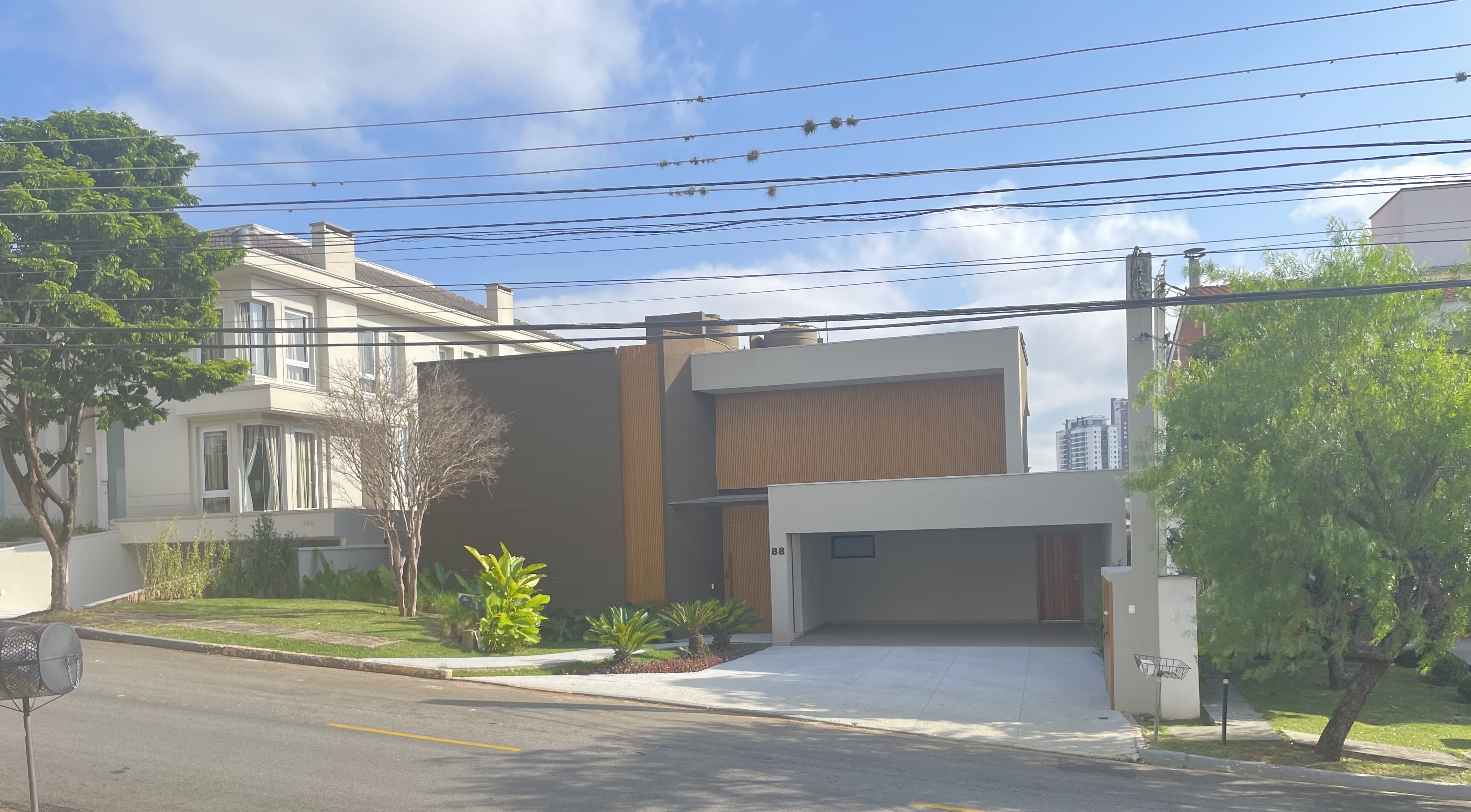 Casa de Condomínio à venda com 4 quartos, 497m² - Foto 2