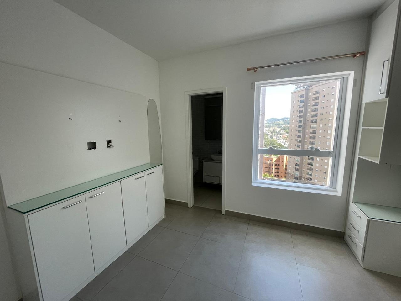 Apartamento para alugar com 2 quartos, 70m² - Foto 15