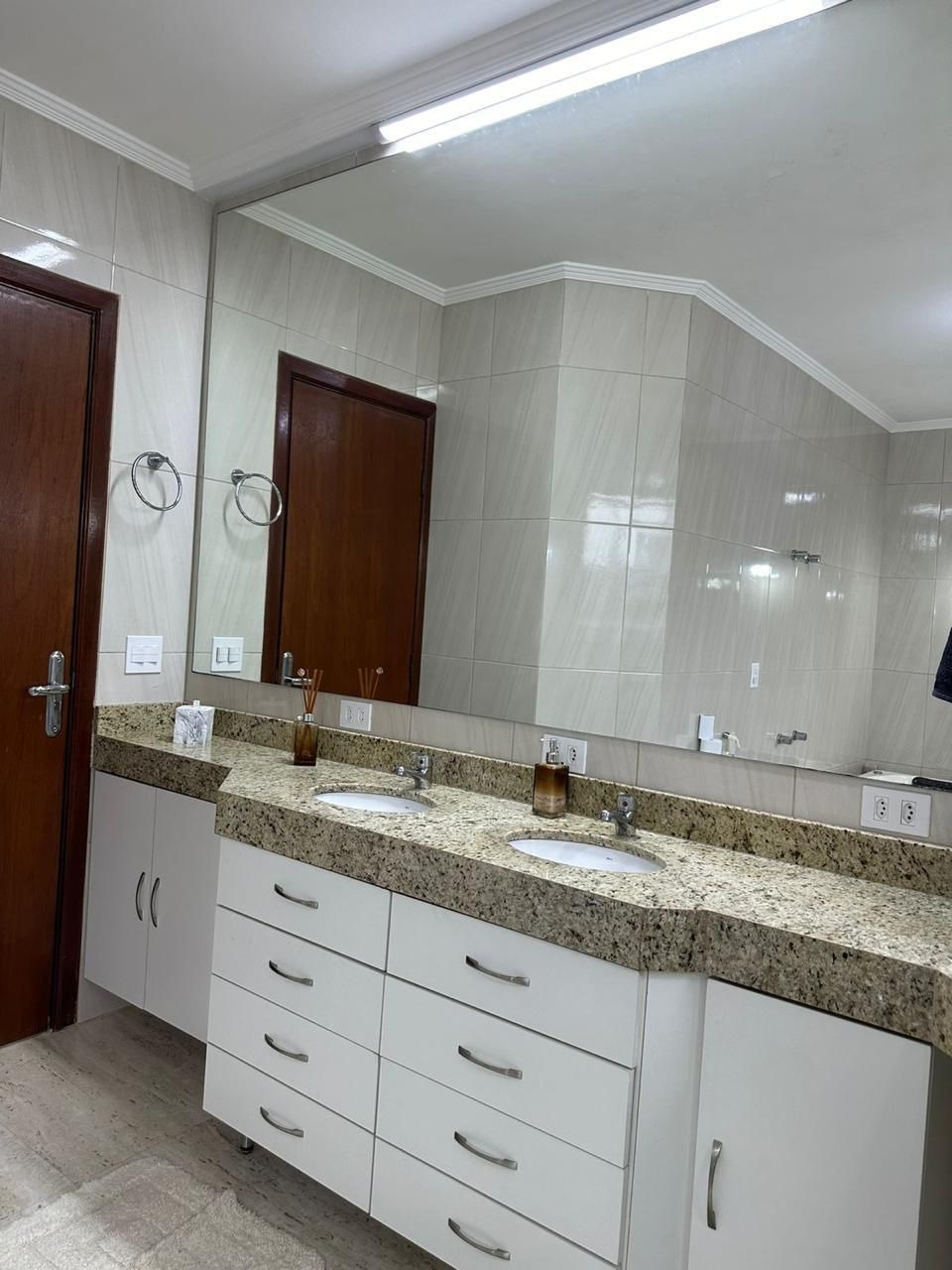 Casa de Condomínio à venda com 4 quartos, 308m² - Foto 34