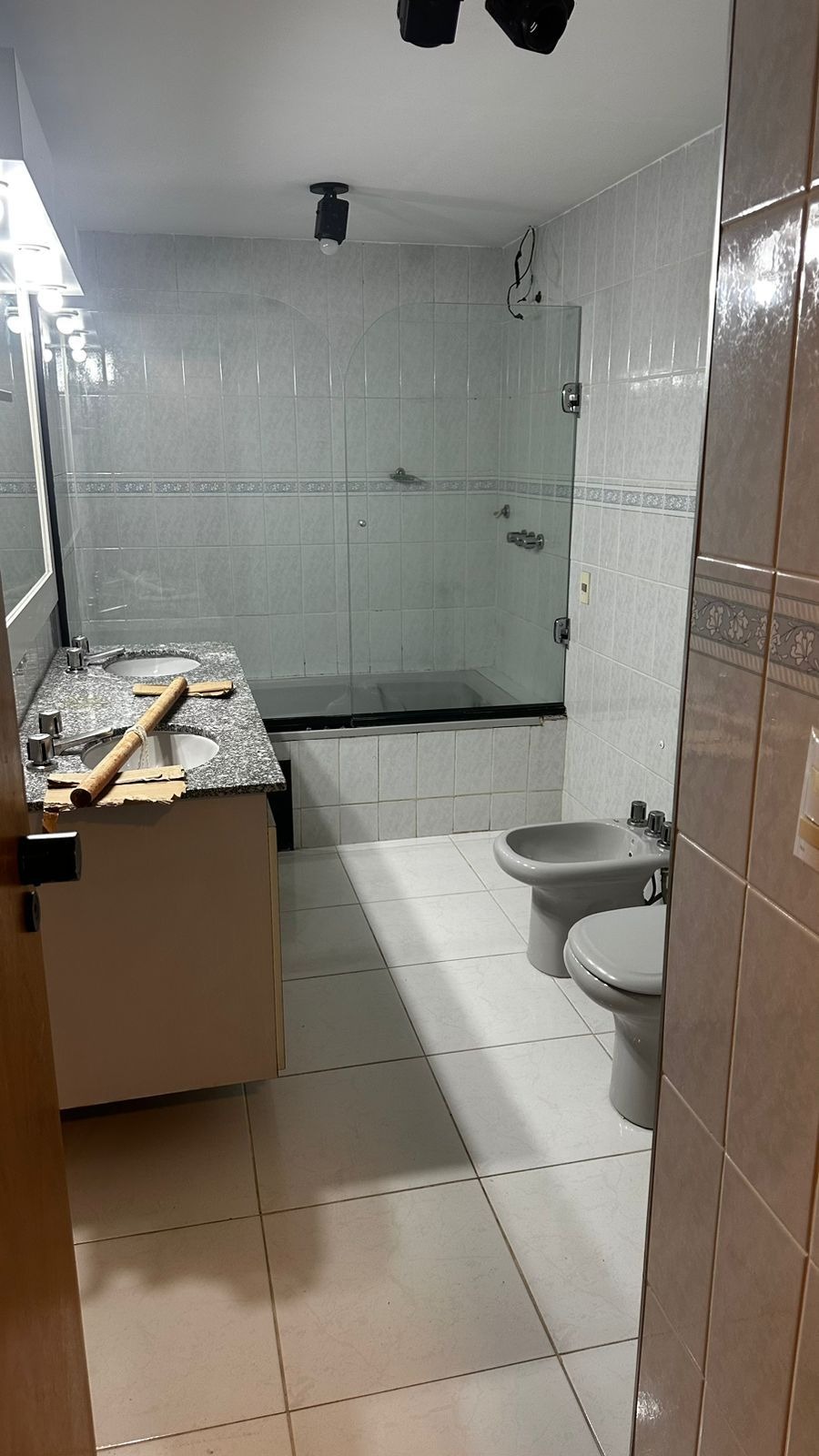 Apartamento para alugar com 3 quartos, 165m² - Foto 17