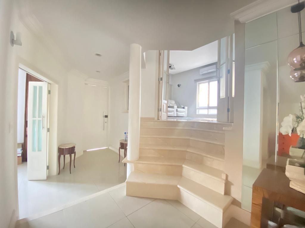 Casa de Condomínio à venda com 4 quartos, 445m² - Foto 10