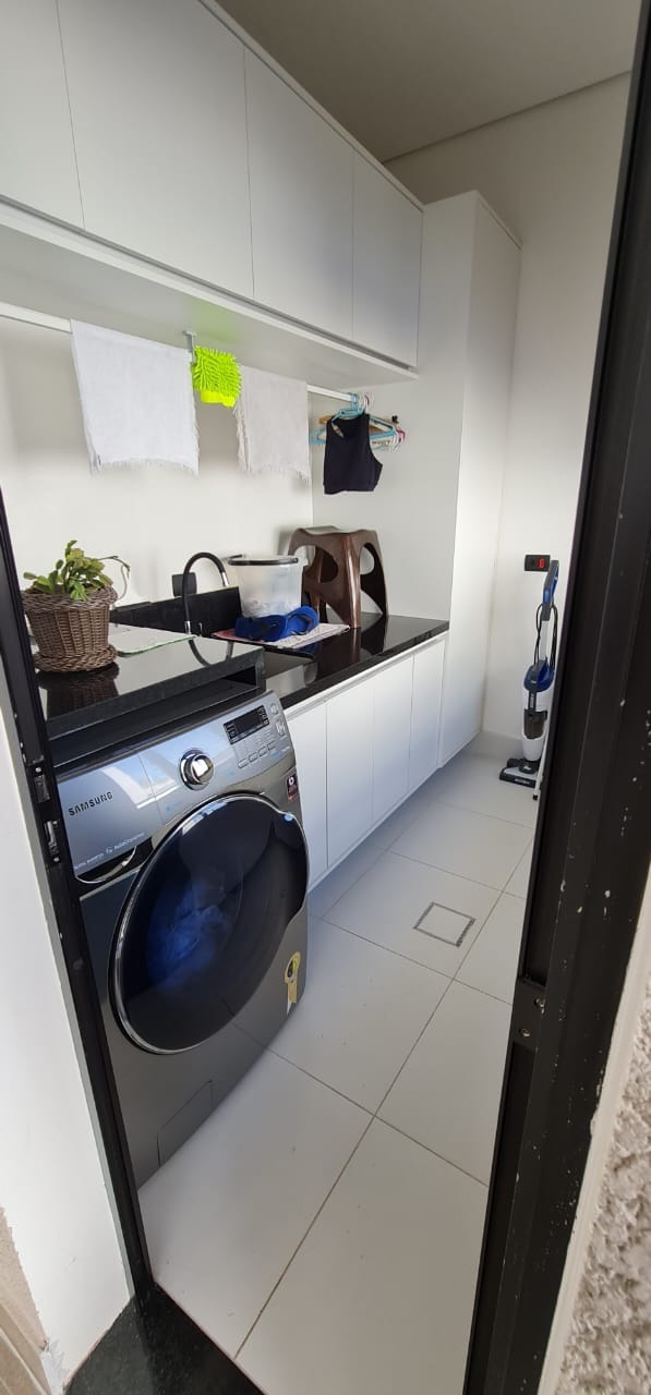 Casa de Condomínio à venda com 3 quartos, 302m² - Foto 5