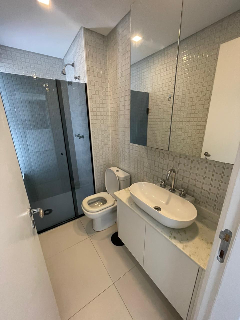 Apartamento para alugar com 2 quartos, 70m² - Foto 11