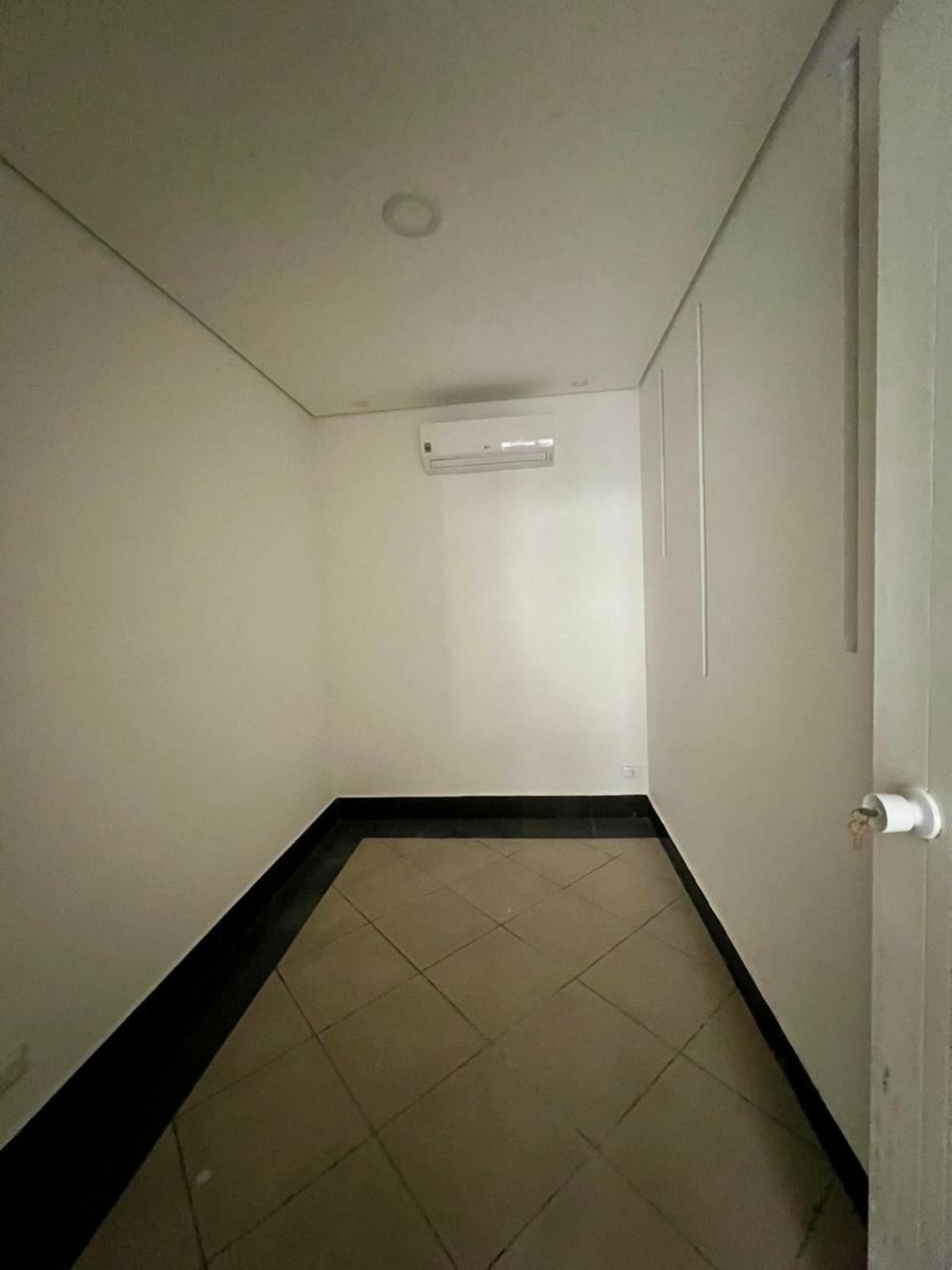 Prédio Inteiro para alugar, 100m² - Foto 9