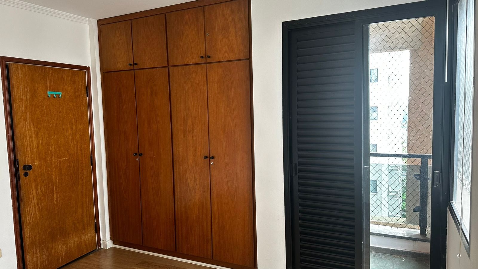 Apartamento para alugar com 3 quartos, 165m² - Foto 13