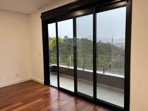 Casa à venda com 4 quartos, 356m² - Foto 9