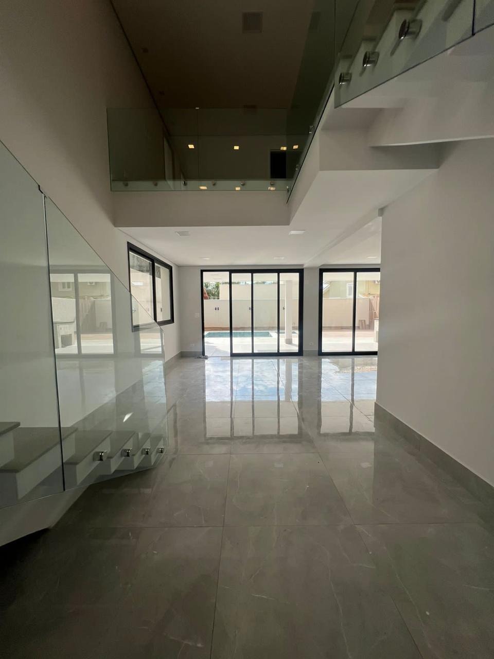 Sobrado à venda com 3 quartos, 310m² - Foto 13