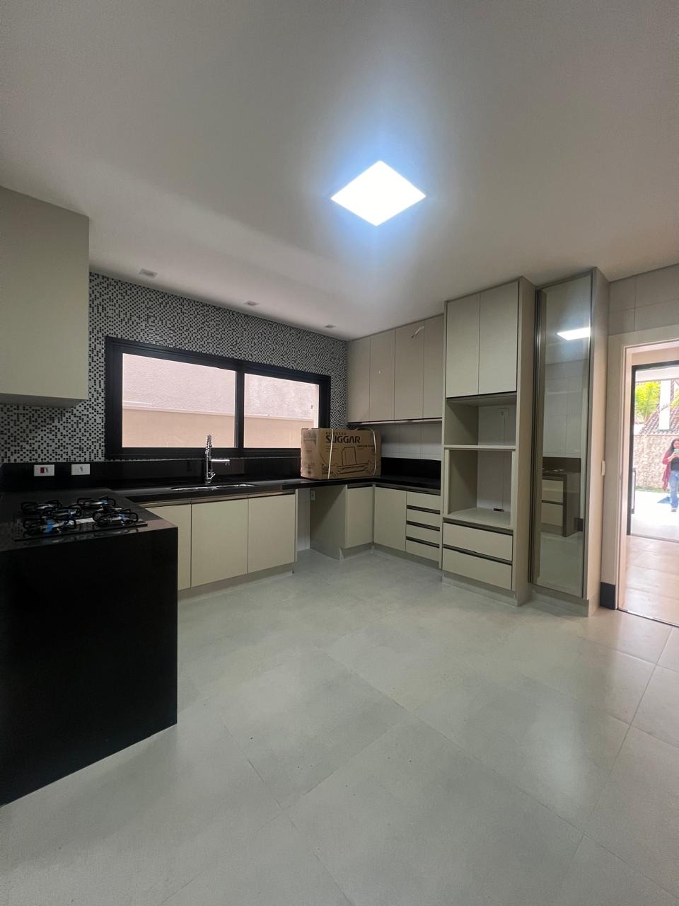 Sobrado à venda e aluguel com 4 quartos, 360m² - Foto 3