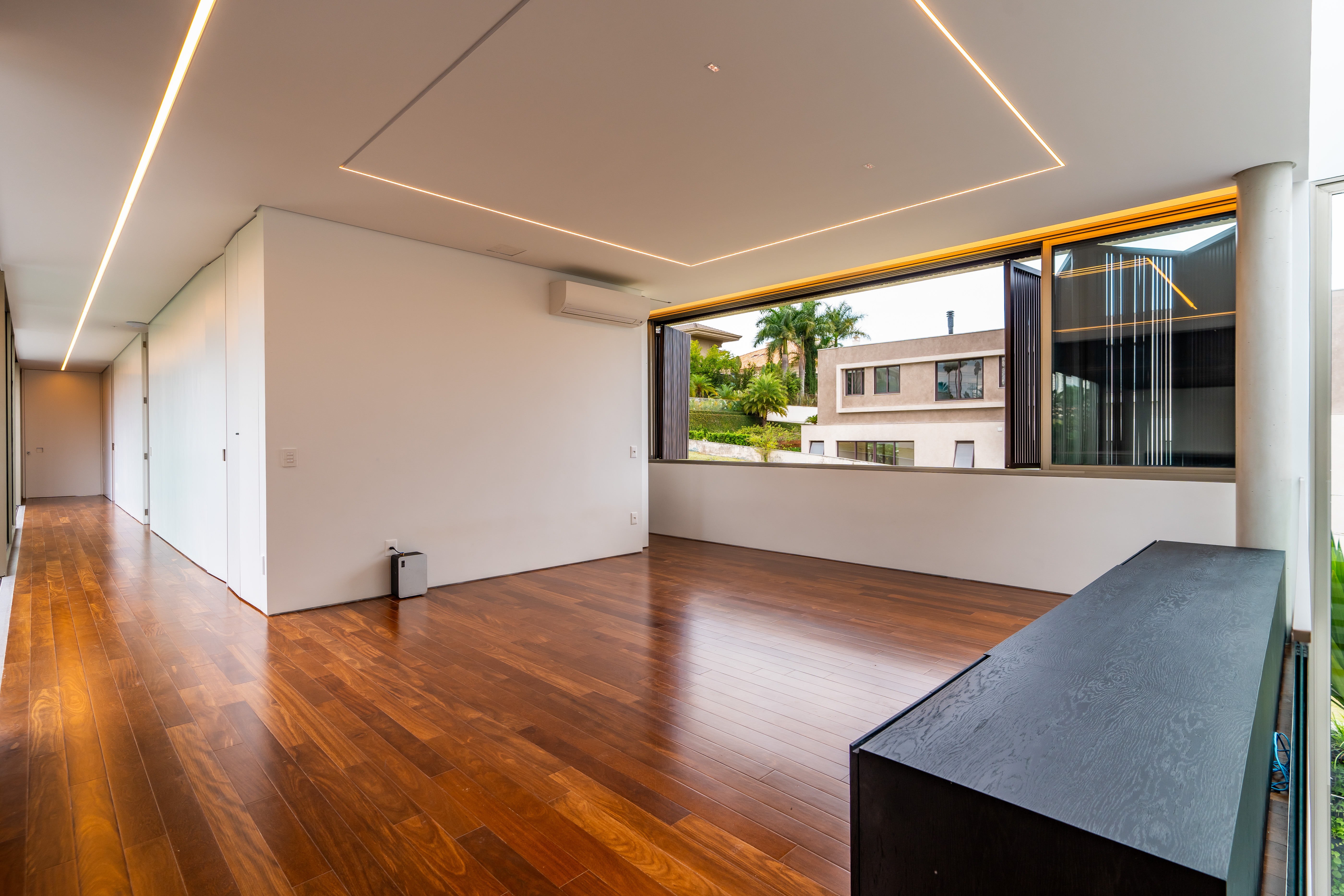 Casa à venda com 4 quartos, 1300m² - Foto 17