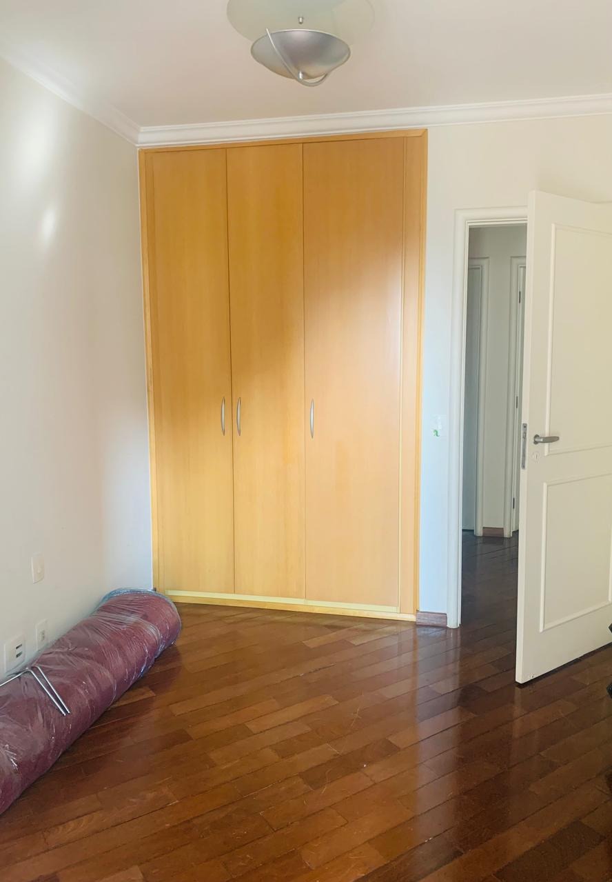 Apartamento à venda com 4 quartos, 205m² - Foto 31