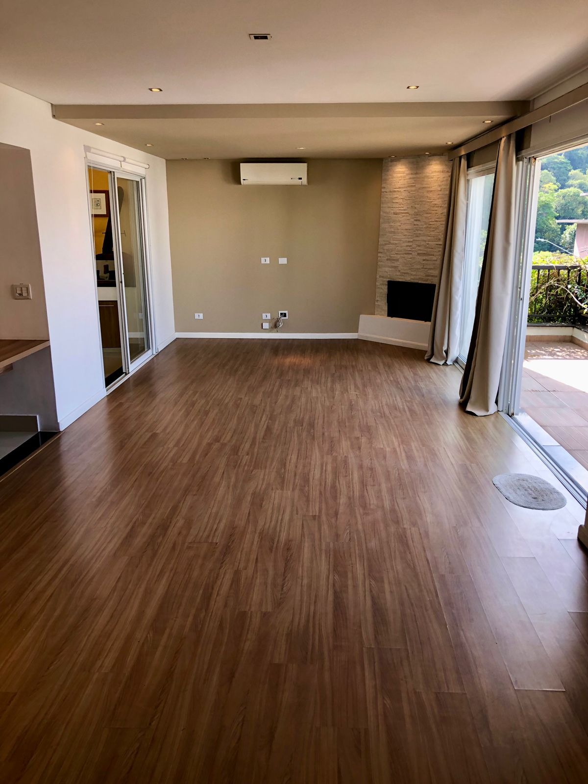 Casa à venda com 3 quartos, 245m² - Foto 14