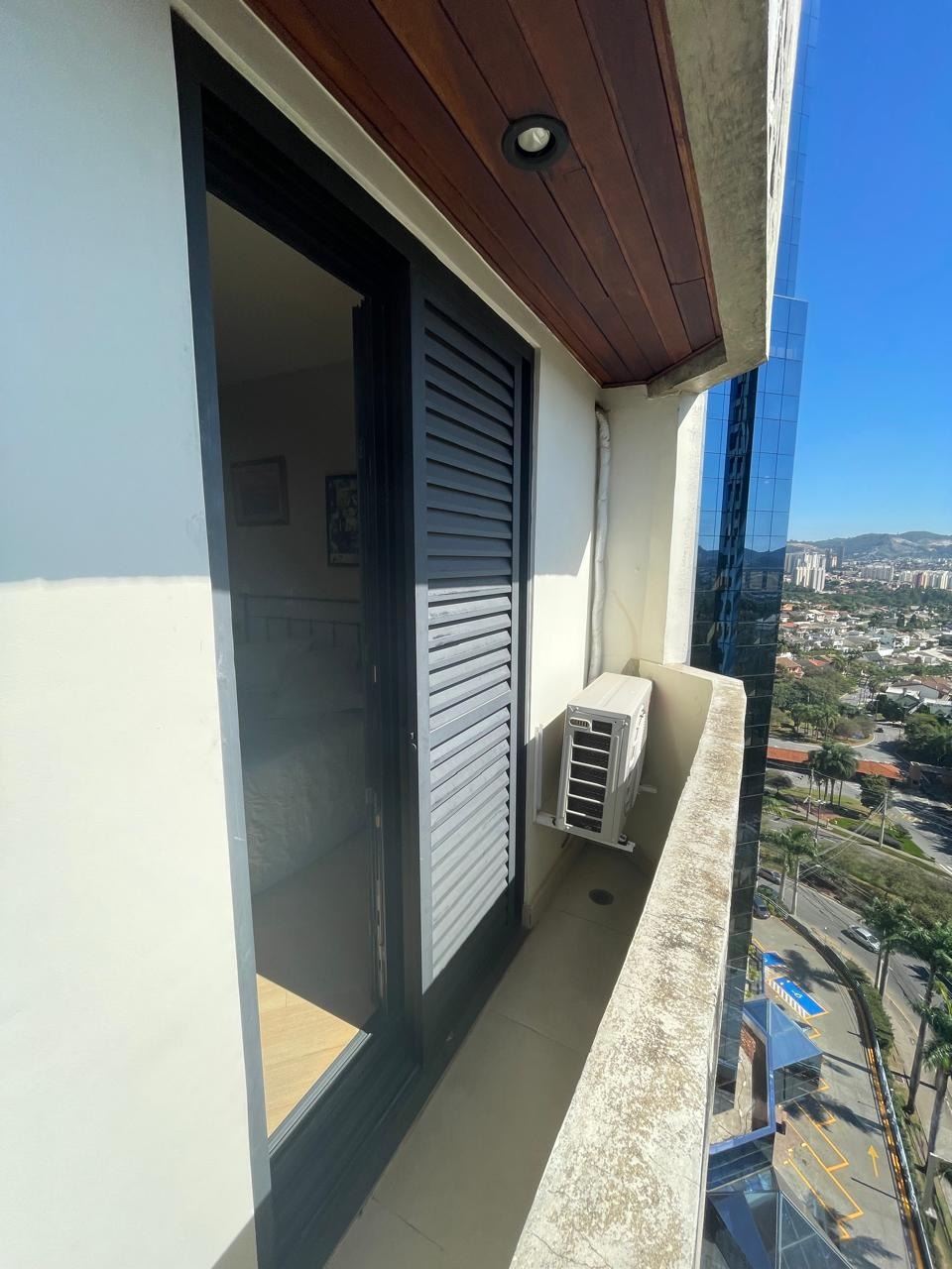 Apartamento para alugar com 2 quartos, 144m² - Foto 18