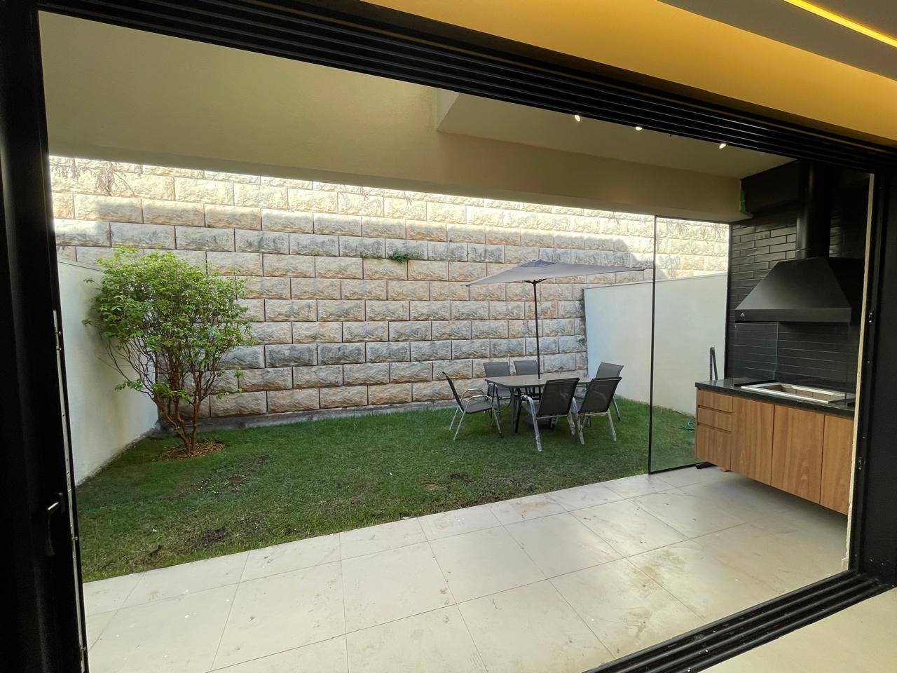 Casa à venda com 3 quartos, 152m² - Foto 16