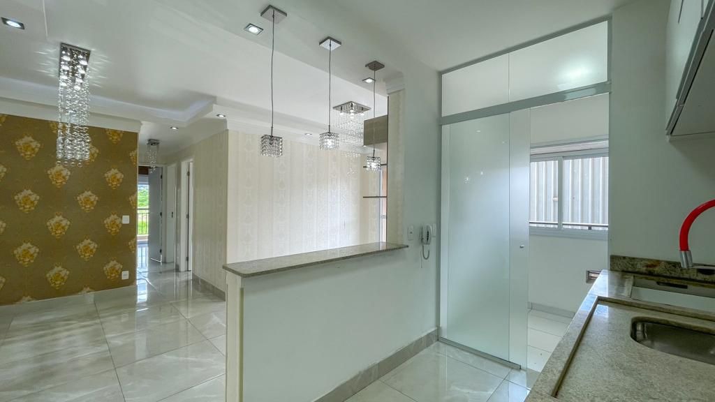 Apartamento à venda com 3 quartos, 76m² - Foto 3