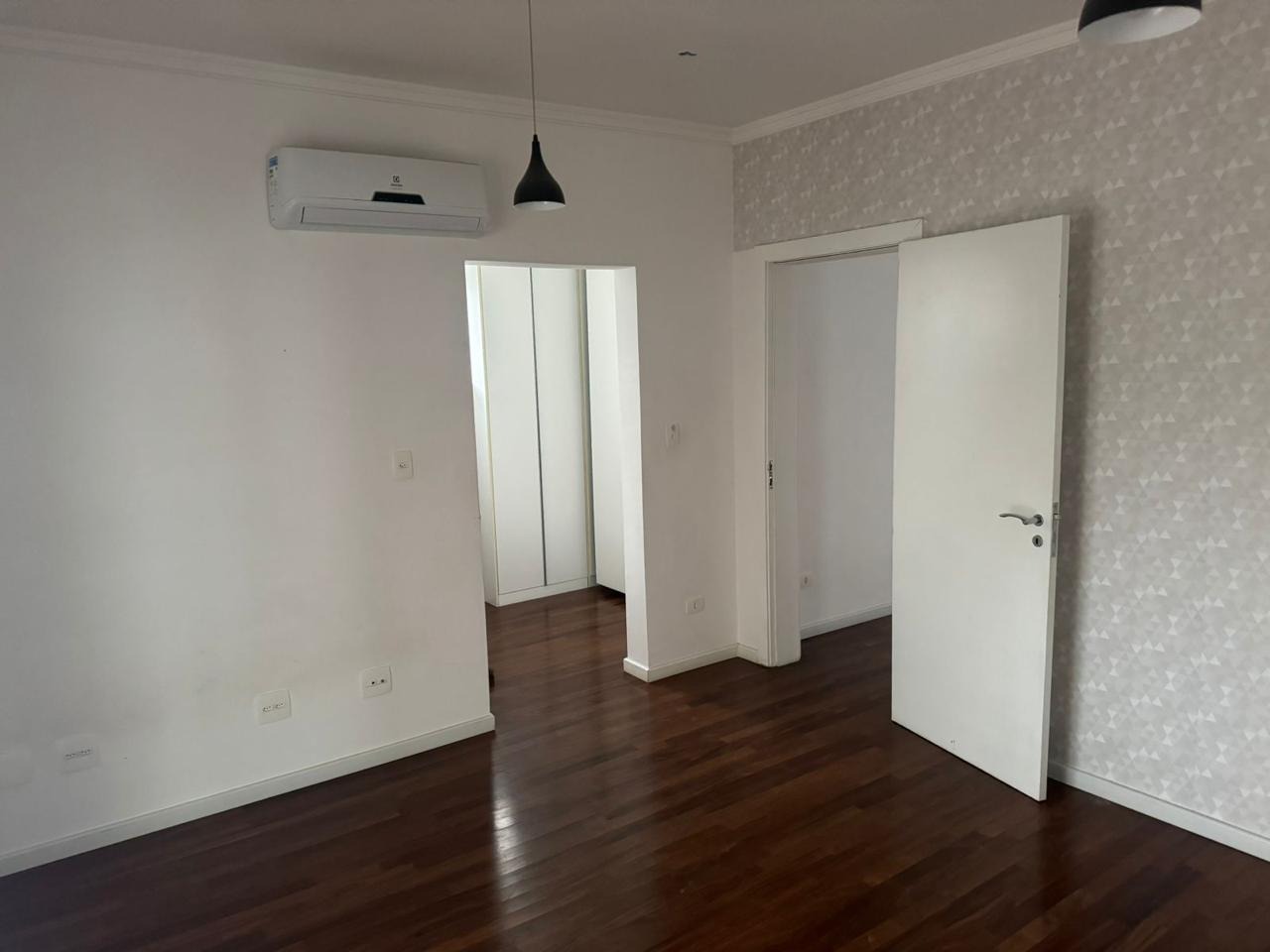 Sobrado à venda e aluguel com 4 quartos, 500m² - Foto 31