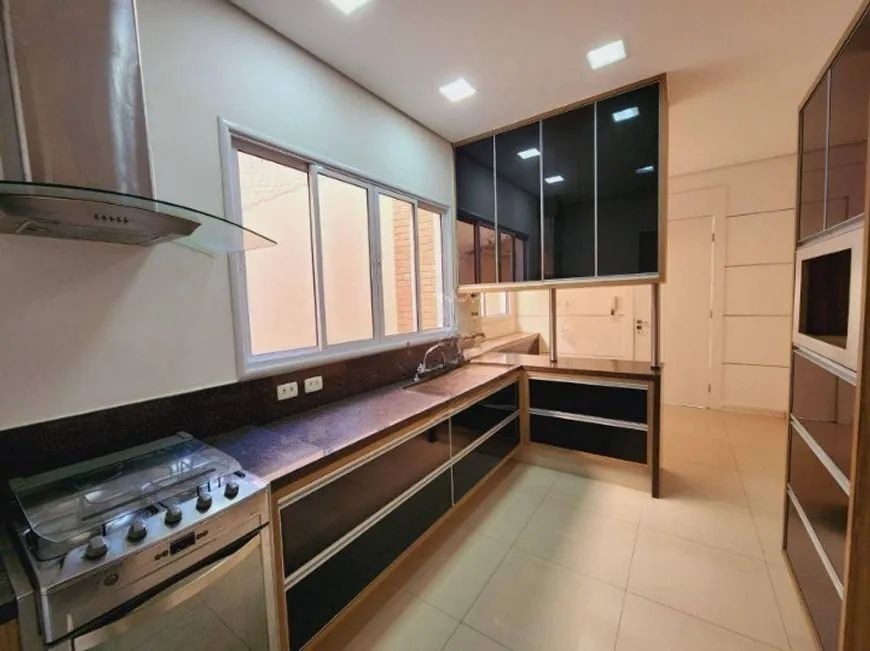 Casa de Condomínio à venda com 3 quartos, 422m² - Foto 9