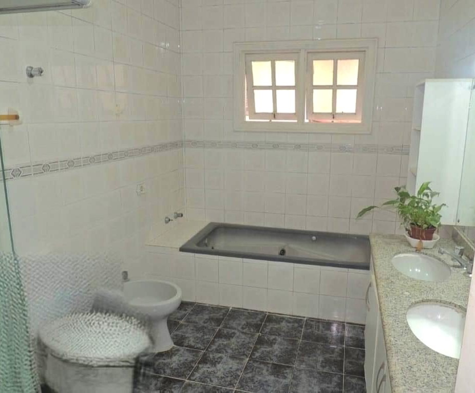 Casa de Condomínio à venda com 4 quartos, 265m² - Foto 16