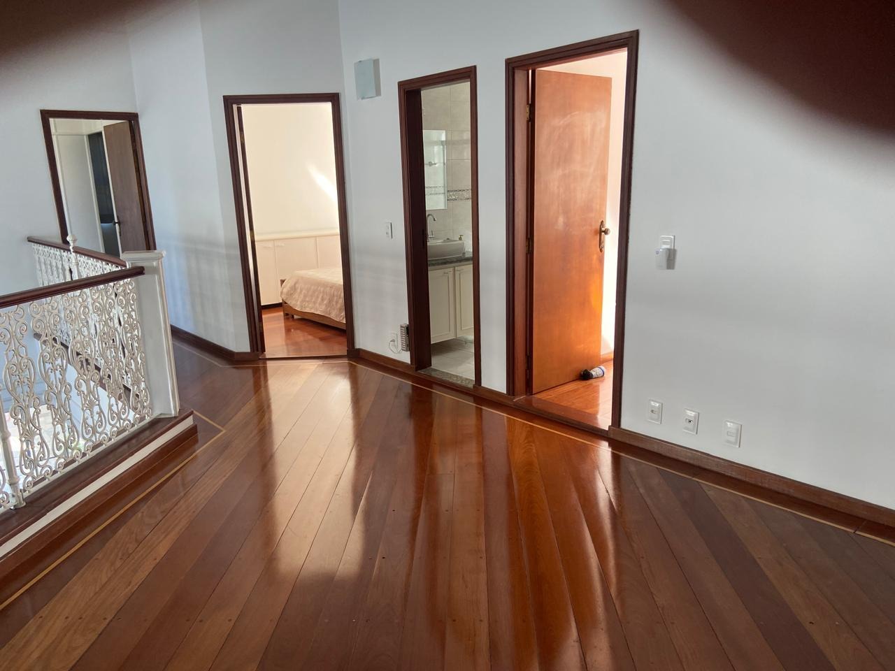 Casa à venda com 3 quartos, 500m² - Foto 8