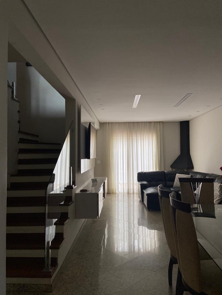 Casa de Condomínio à venda com 3 quartos, 157m² - Foto 2