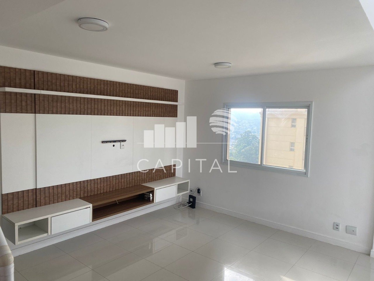 Apartamento para alugar com 2 quartos, 82m² - Foto 3