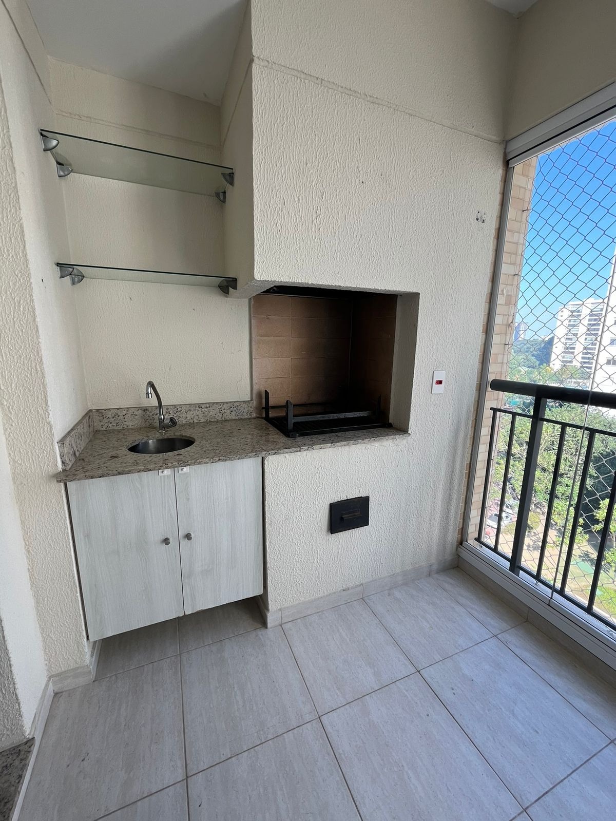 Apartamento para alugar com 2 quartos, 110m² - Foto 4