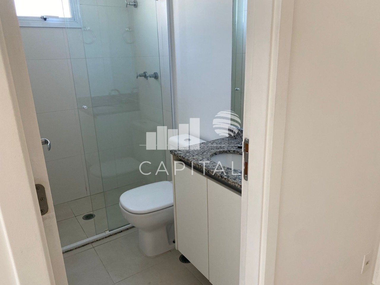 Apartamento para alugar com 2 quartos, 64m² - Foto 21