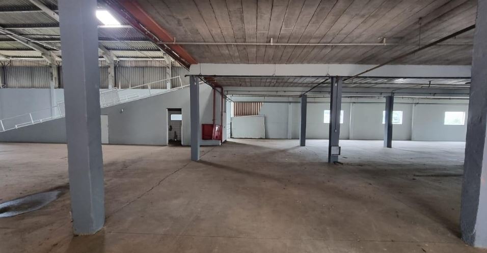 Depósito-Galpão-Armazém à venda e aluguel, 3721m² - Foto 3