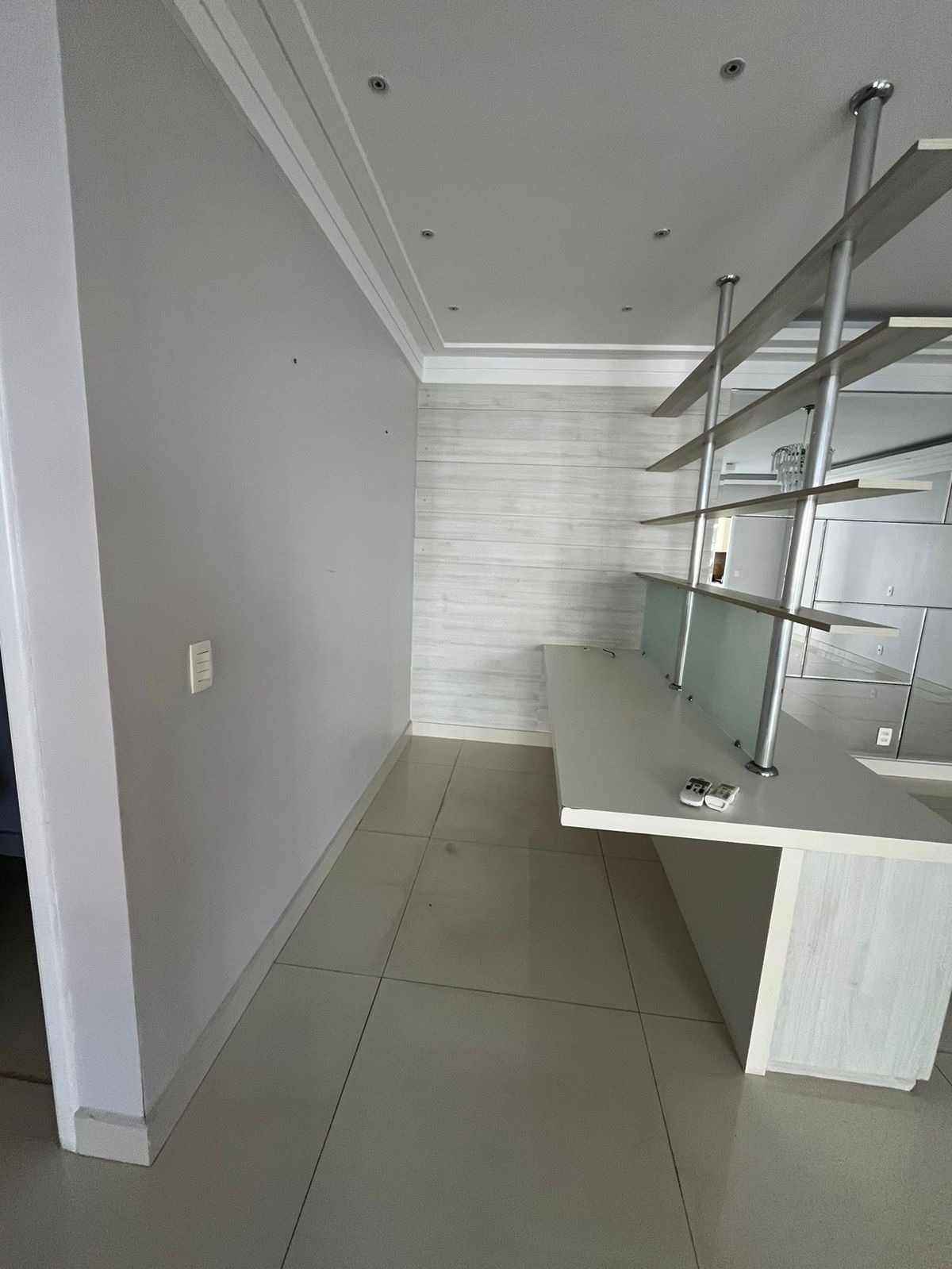 Apartamento para alugar com 2 quartos, 110m² - Foto 6