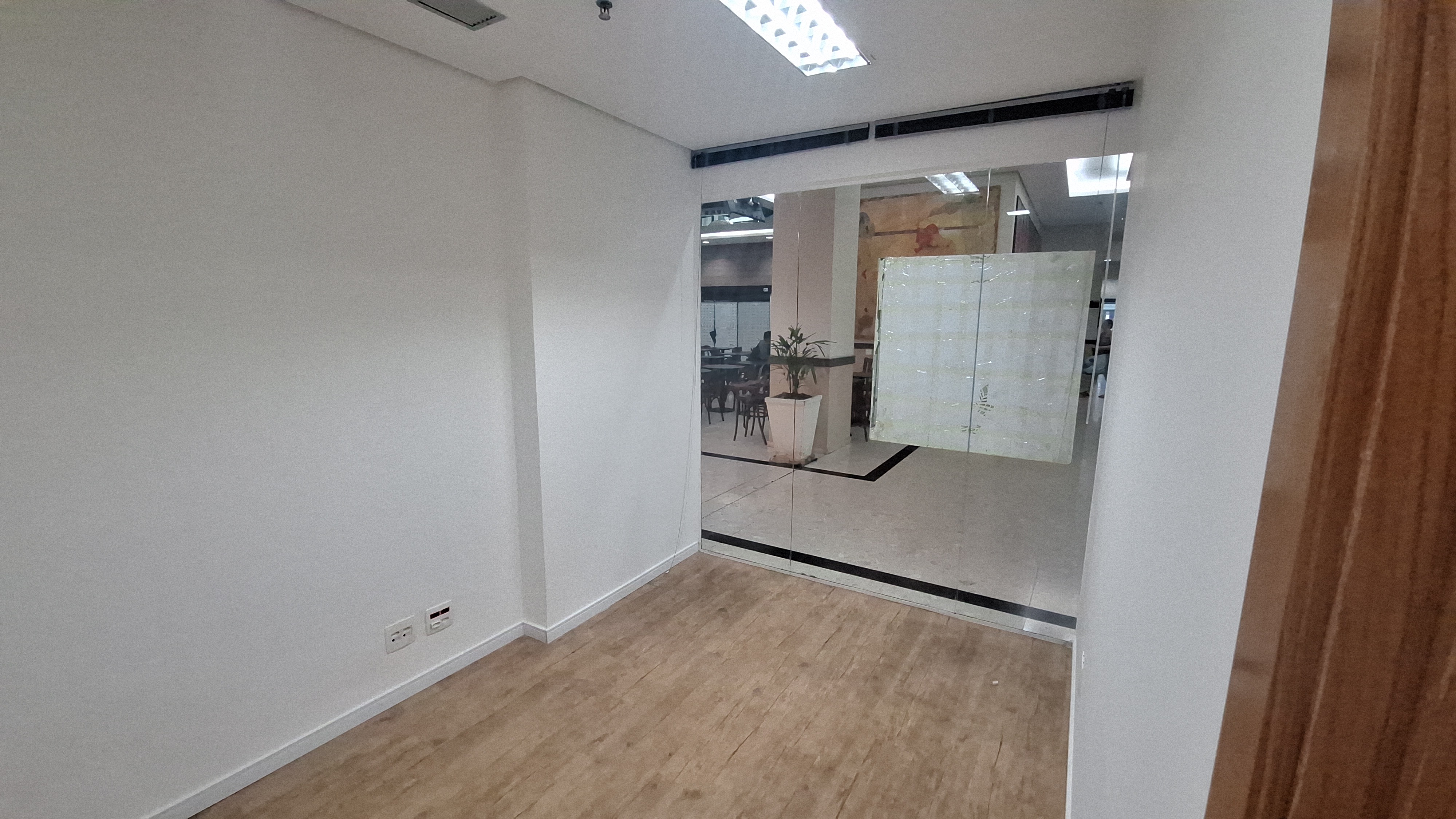 Conjunto Comercial-Sala para alugar, 42m² - Foto 2