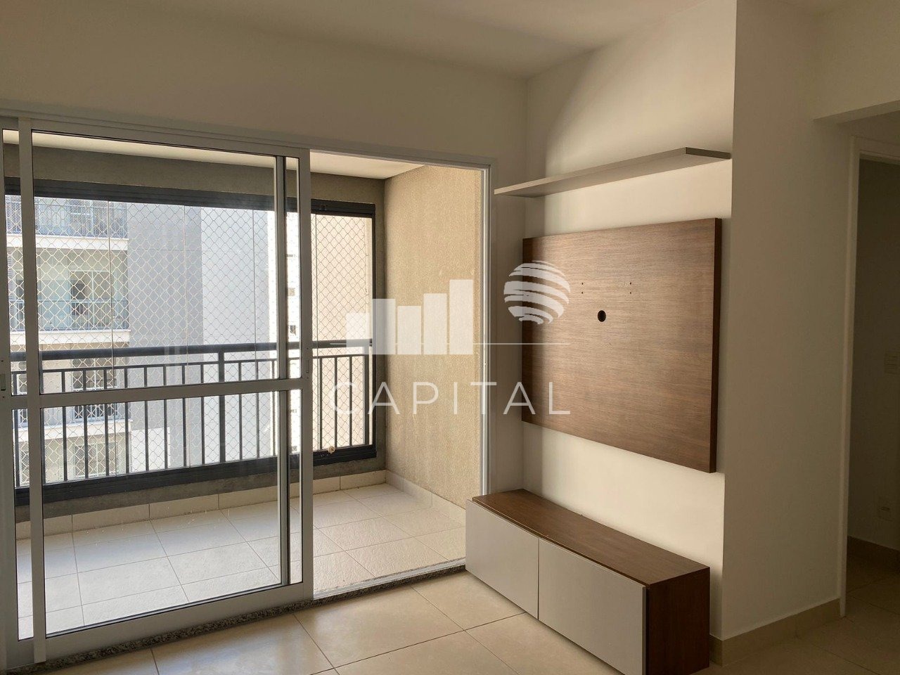 Apartamento para alugar com 2 quartos, 64m² - Foto 4