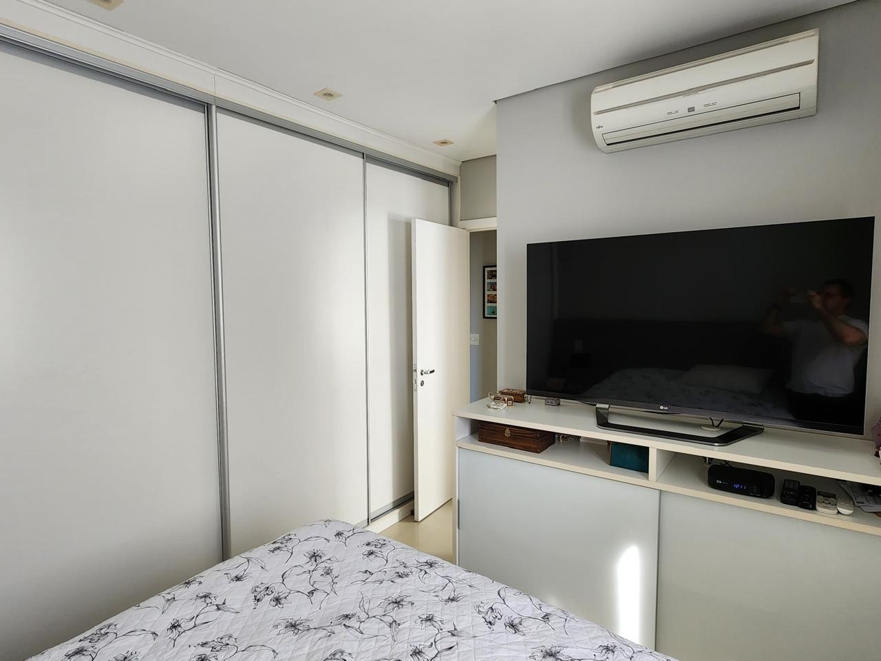 Apartamento à venda com 2 quartos, 100m² - Foto 14