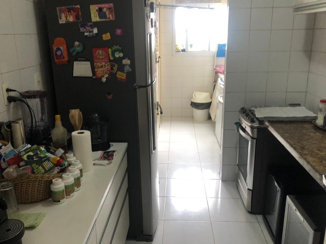 Apartamento à venda com 3 quartos, 110m² - Foto 4