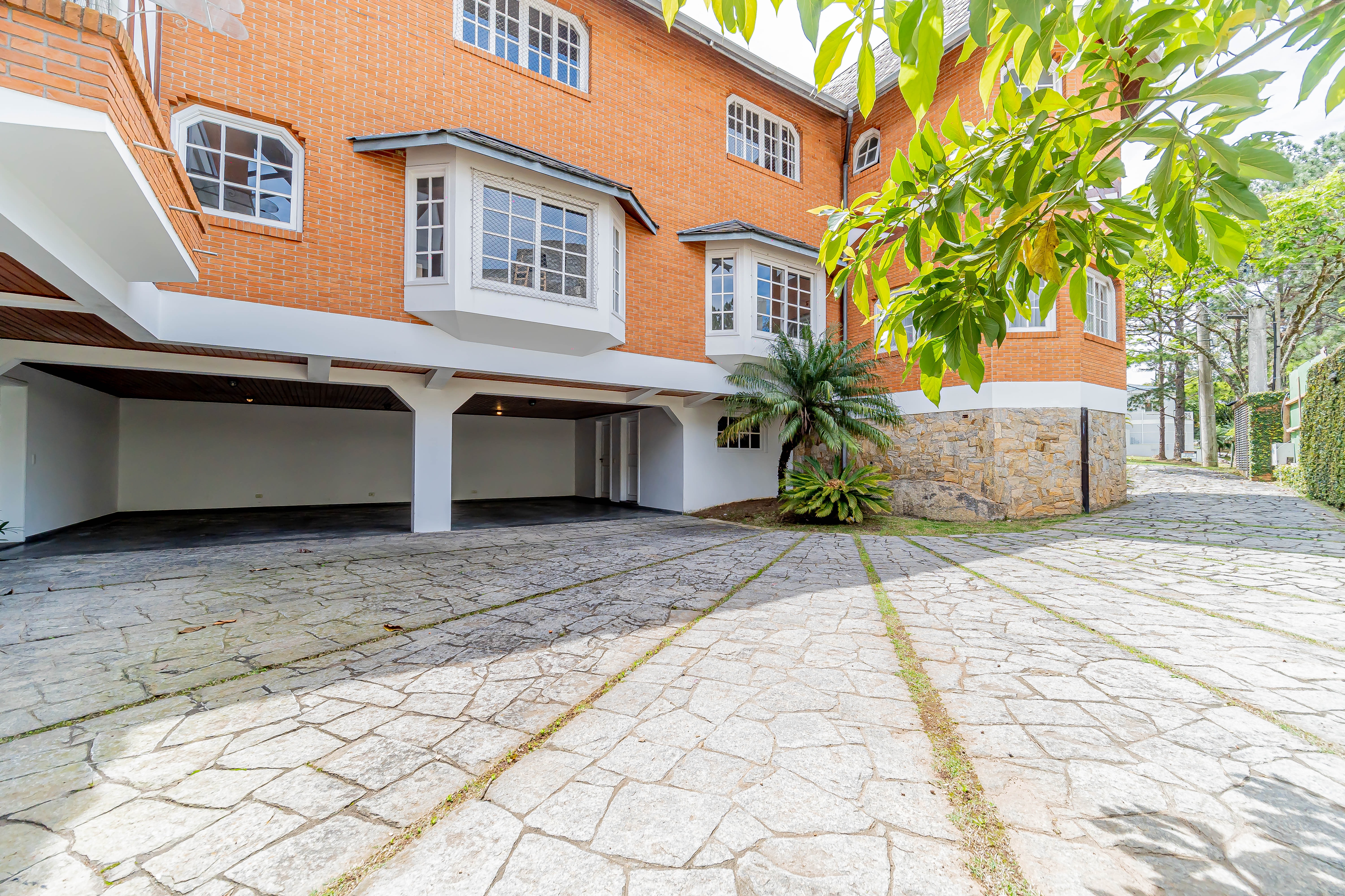 Casa à venda e aluguel com 4 quartos, 600m² - Foto 134