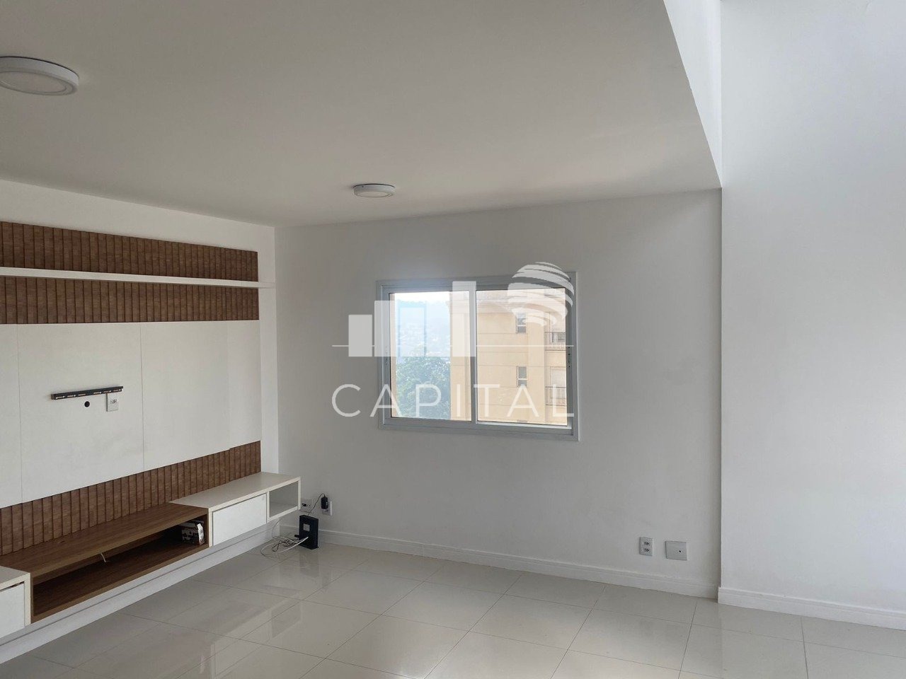 Apartamento para alugar com 2 quartos, 82m² - Foto 4